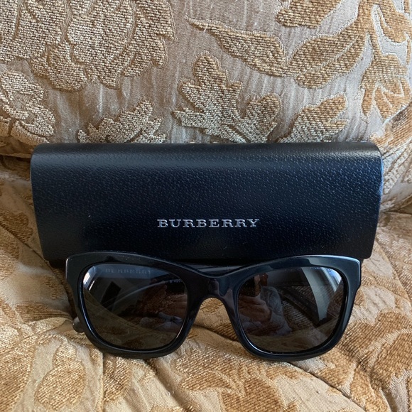 Burberry Accessories - Authentic Burberry Sunglasses with case